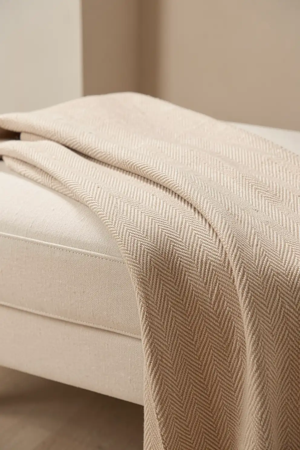 Create Contrast with Subtle Weave