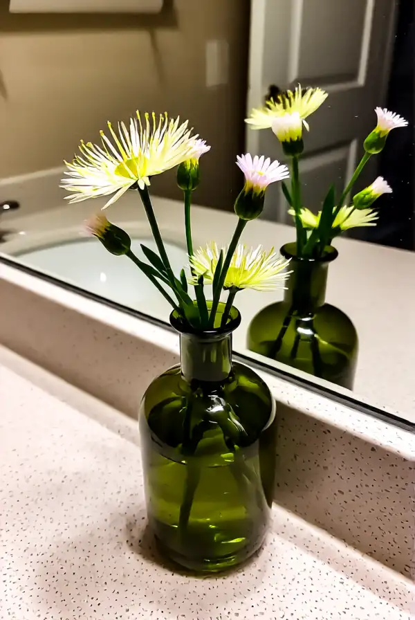 Floral Accents in Unexpected Spaces