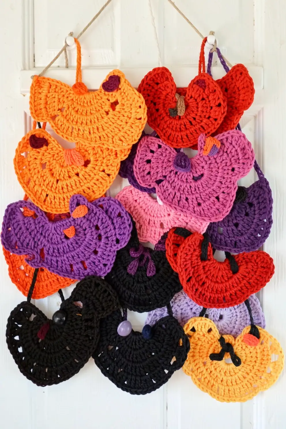 Incorporating Seasonal Colors