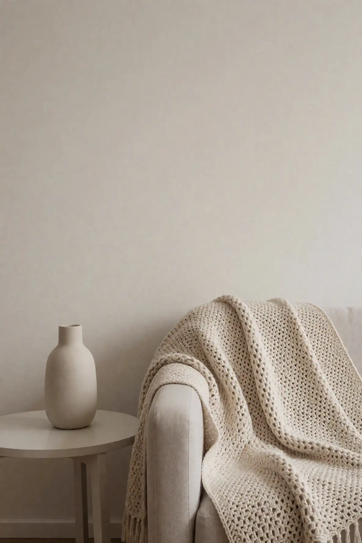 Keep Surrounding Decor Quiet