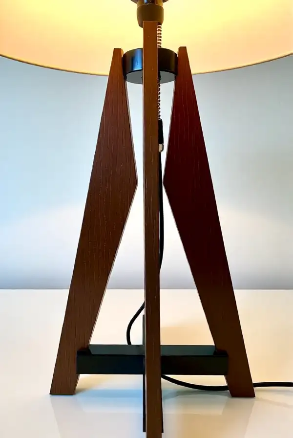 Key Characteristics of Iconic Mid Century Modern Lamps