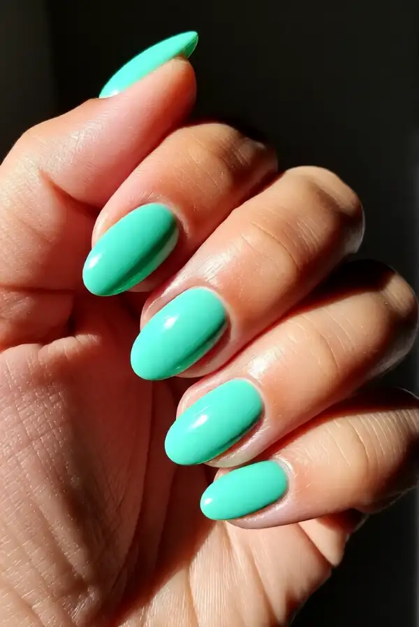 Minty Fresh Nails