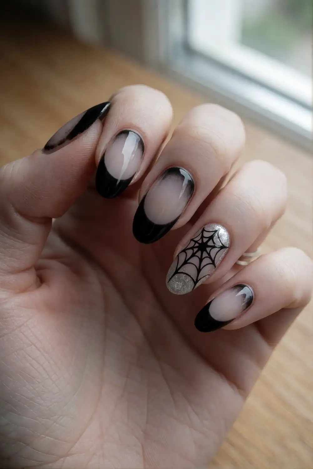 Negative-Space Webs With Black Tips