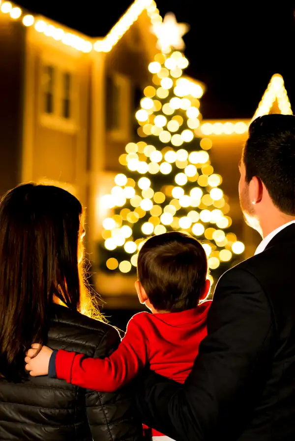 Outdoor Christmas Light Viewing