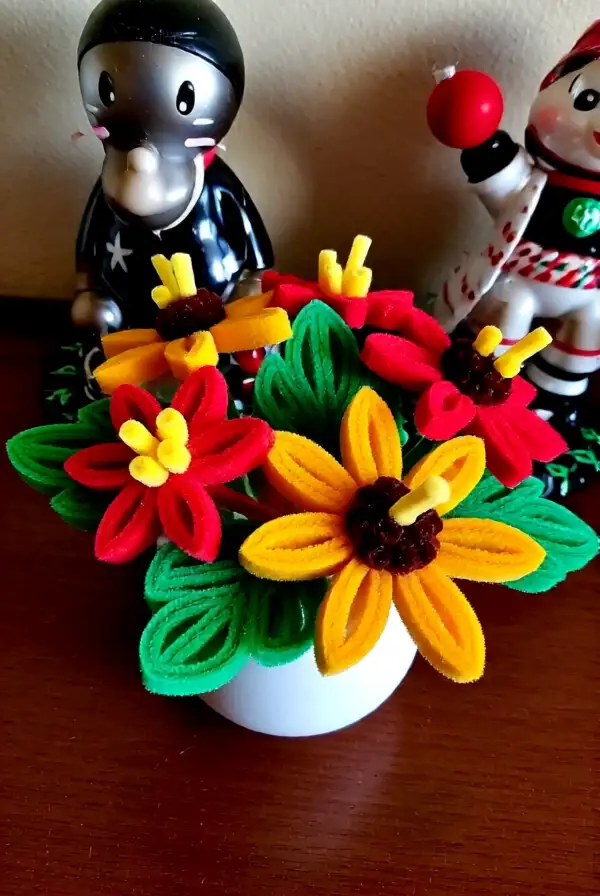 Seasonal Holiday Flowers