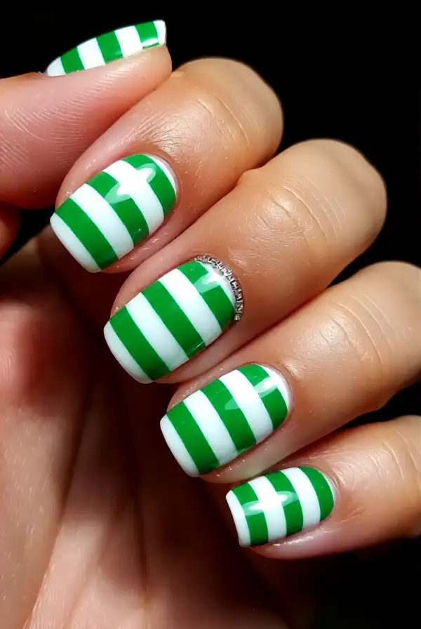 Simple Green and White Stripes