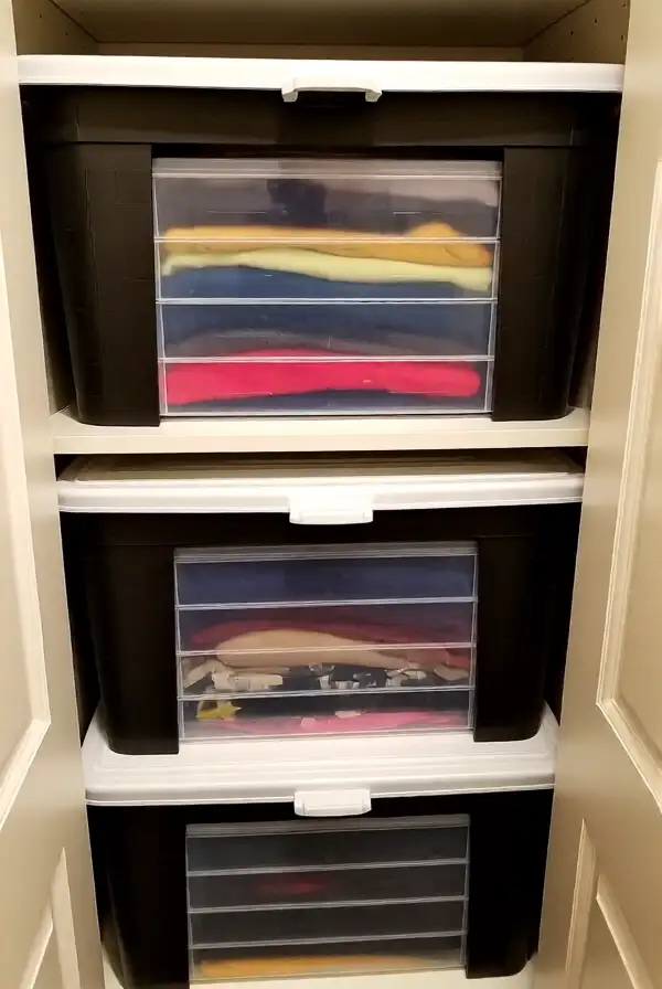 Store Seasonal Clothing Efficiently