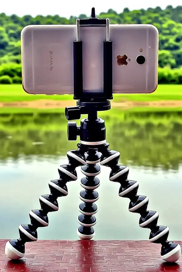 Using a Phone Tripod