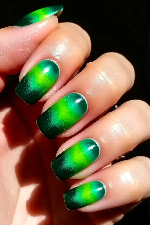 Vibrant Green Ombré Nails